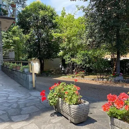 Mazzini Apartment *